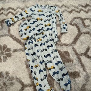 Posh Peanut Enzo Kimono, Pant & Beanie Set